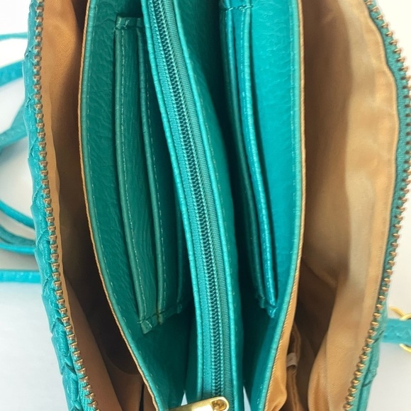 Convertible Crossbody Wristlet Clutch NWOT - Picture 3 of 10